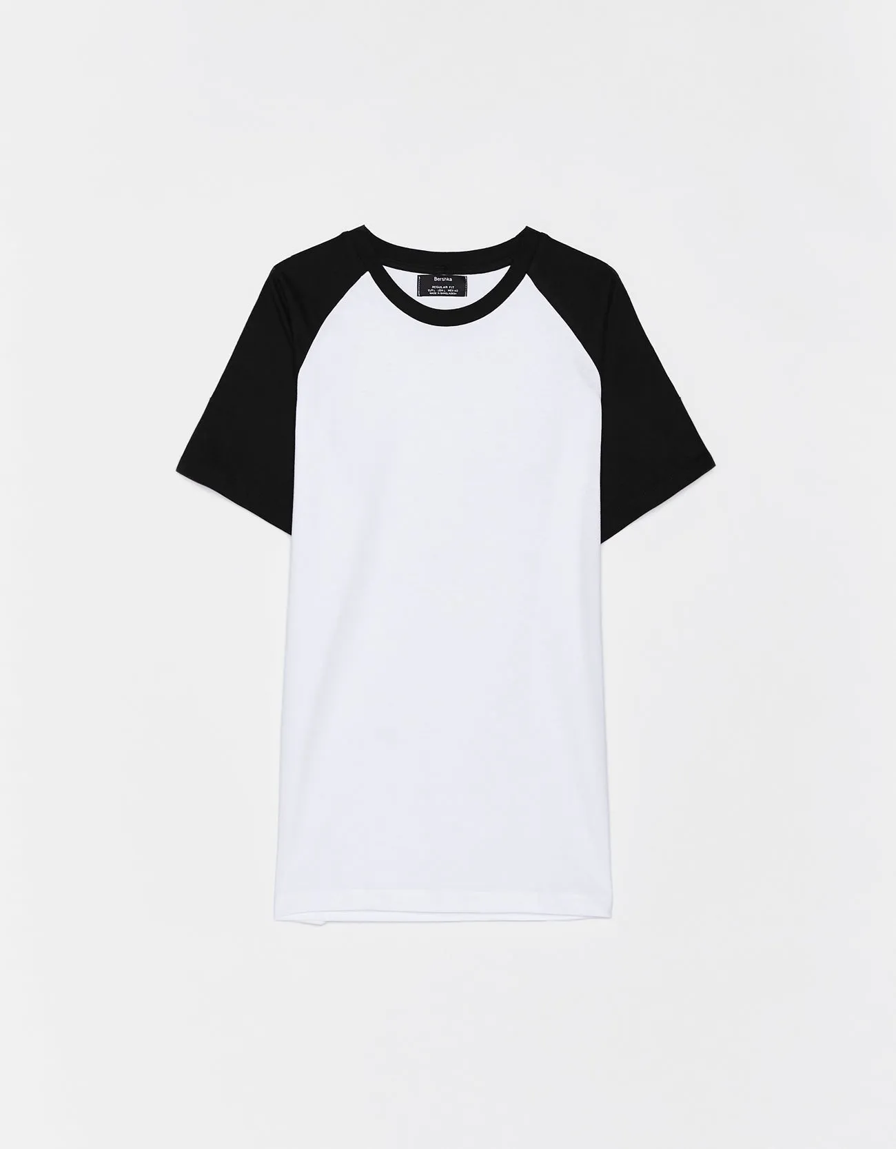 Raglan baseball-style T-shirt