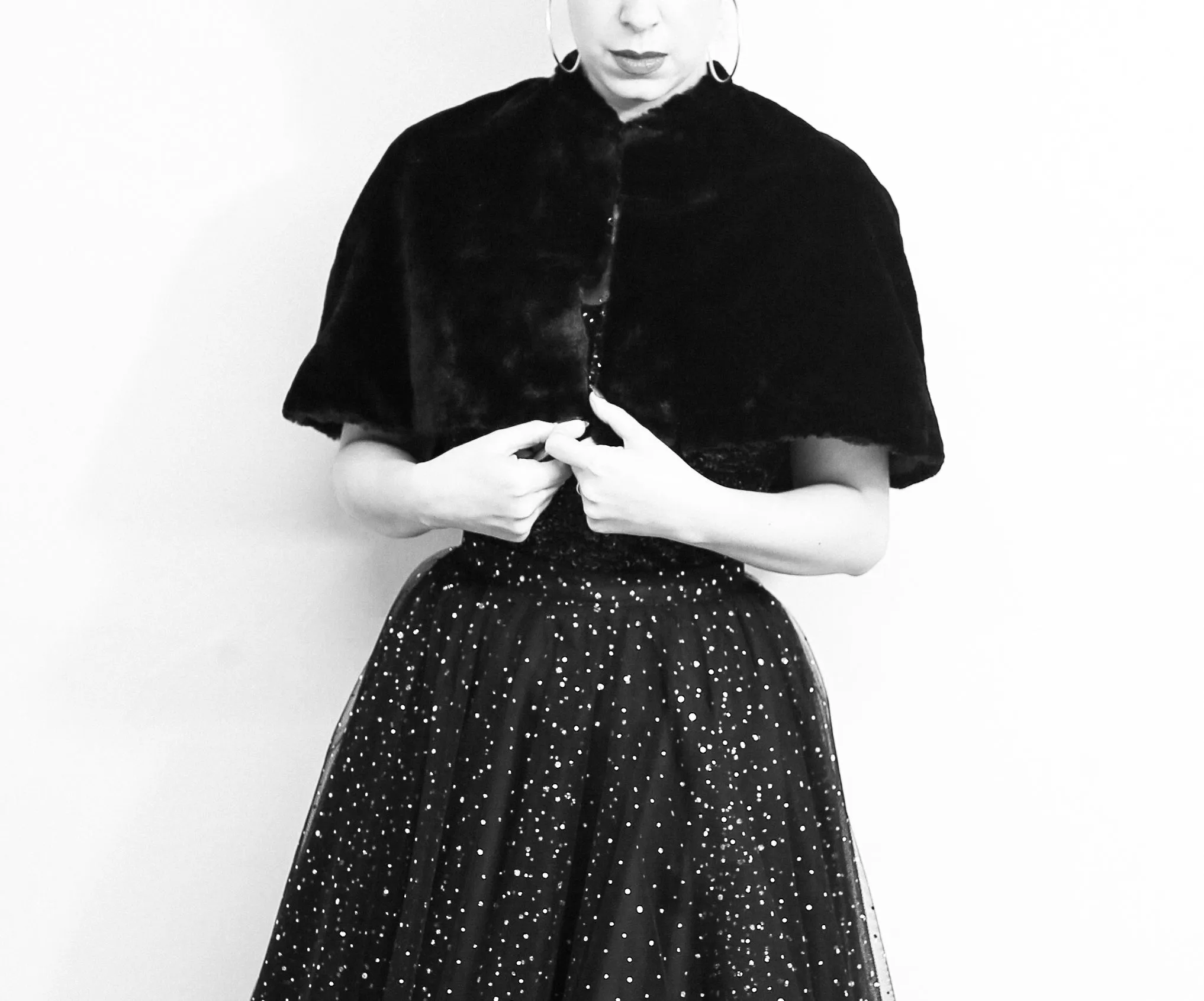 Vintage 1920s Black Thick Velvet Cropped Cape